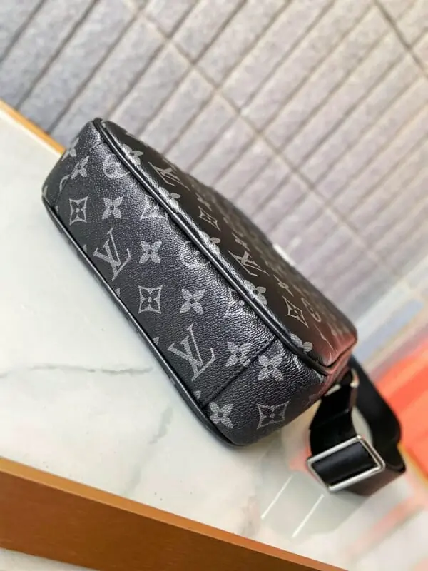 louis vuitton aaa homme mini sac a main s_124a73b3